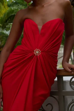 Ammuri Long Dress In Hot-Red