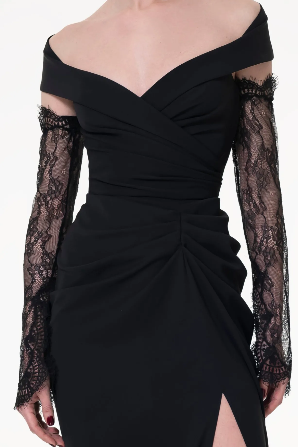 Embroidered Long Lace Gloves In Black