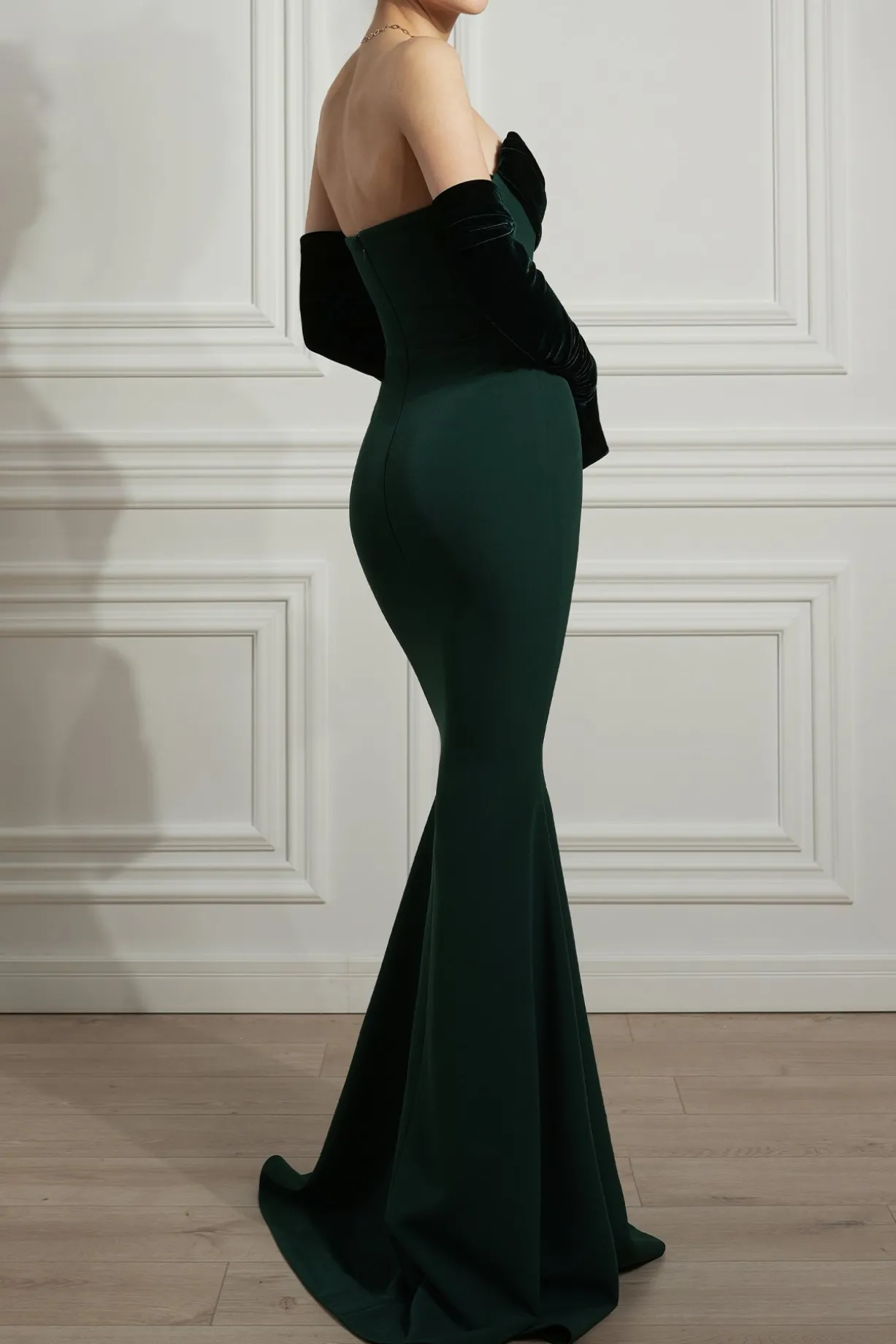 Raven Crepe and Velvet Dress in Dark-Green