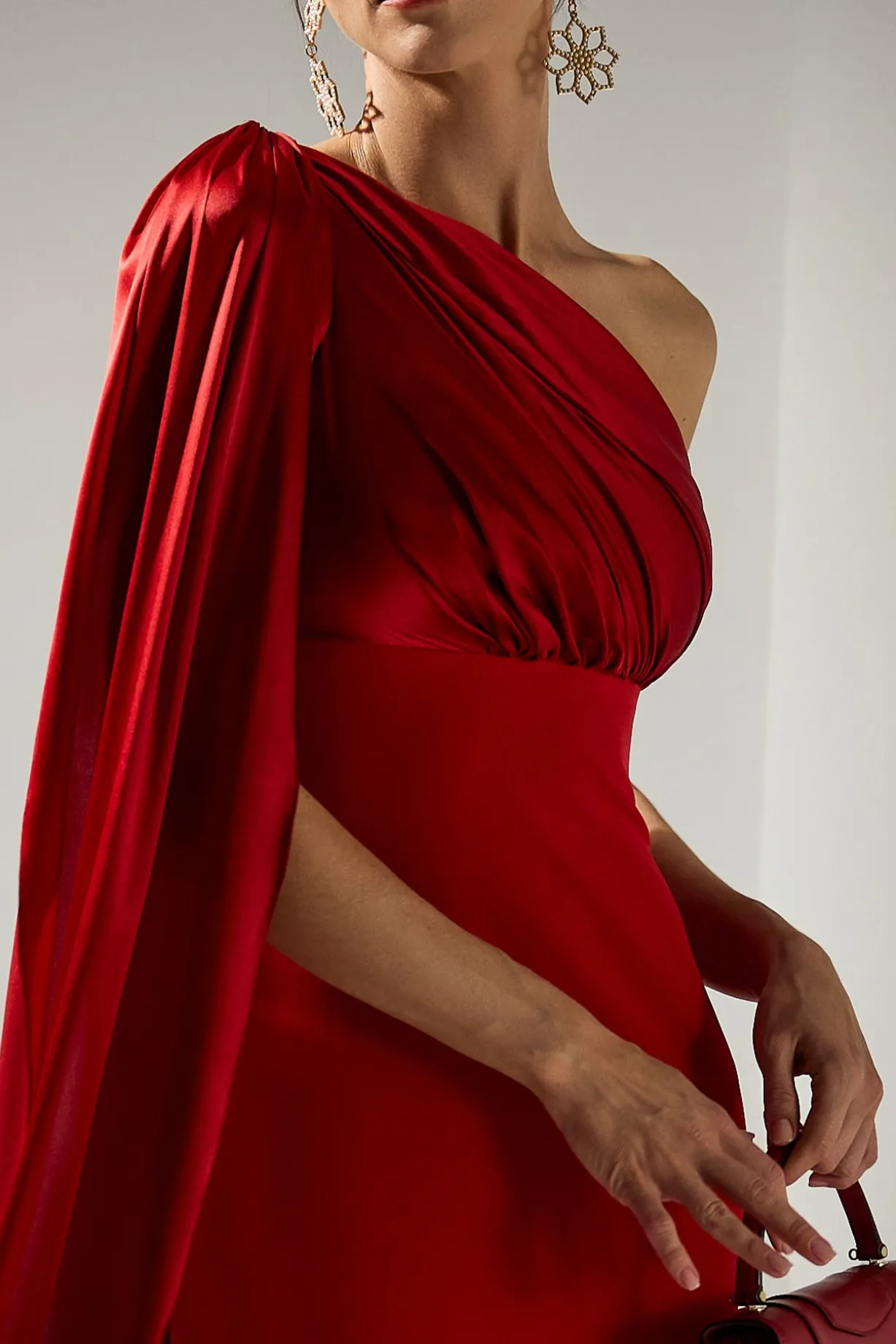 Saira Silk Cape Long Dress In True-Red